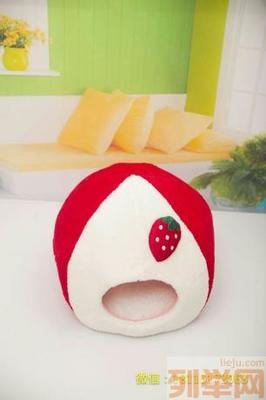 寵物舒適家居之選 草莓寵物窩直銷批發(fā)與DIY指南